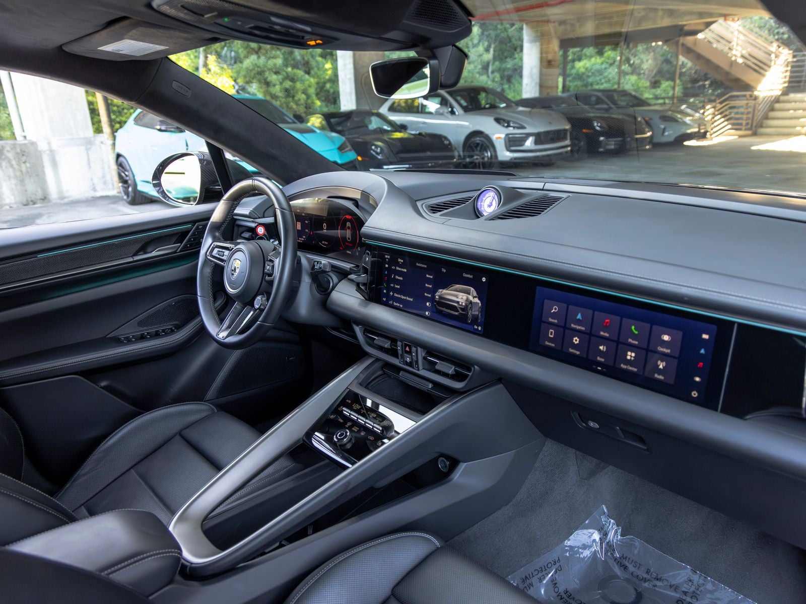 2024 Porsche Macan Turbo Electric