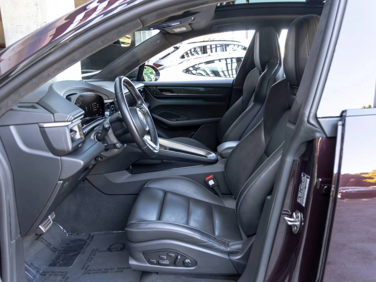 2024 Porsche Macan Turbo Electric