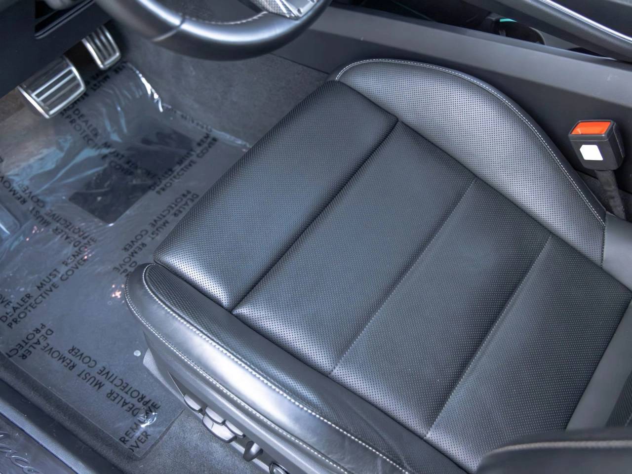 2024 Porsche Macan Turbo Electric