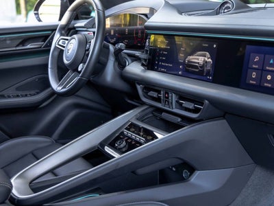 2024 Porsche Macan Turbo Electric