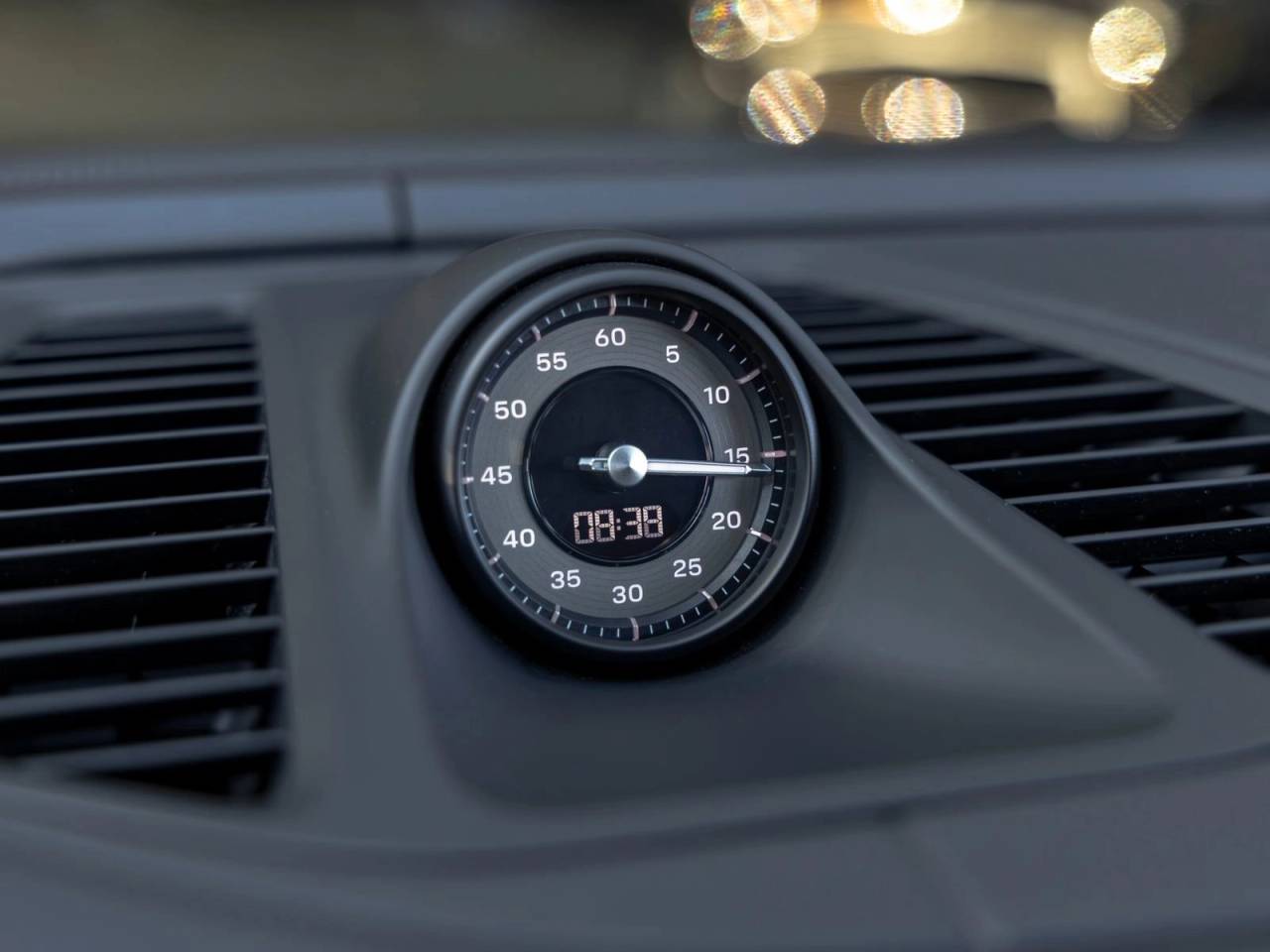 2024 Porsche Macan Turbo Electric