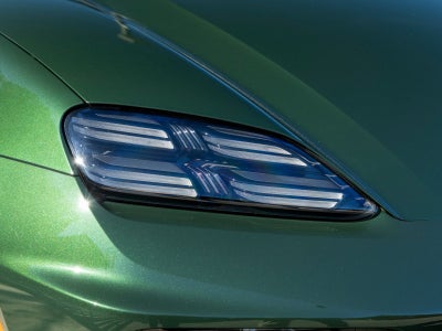 2024 Porsche Macan Macan Turbo Electric