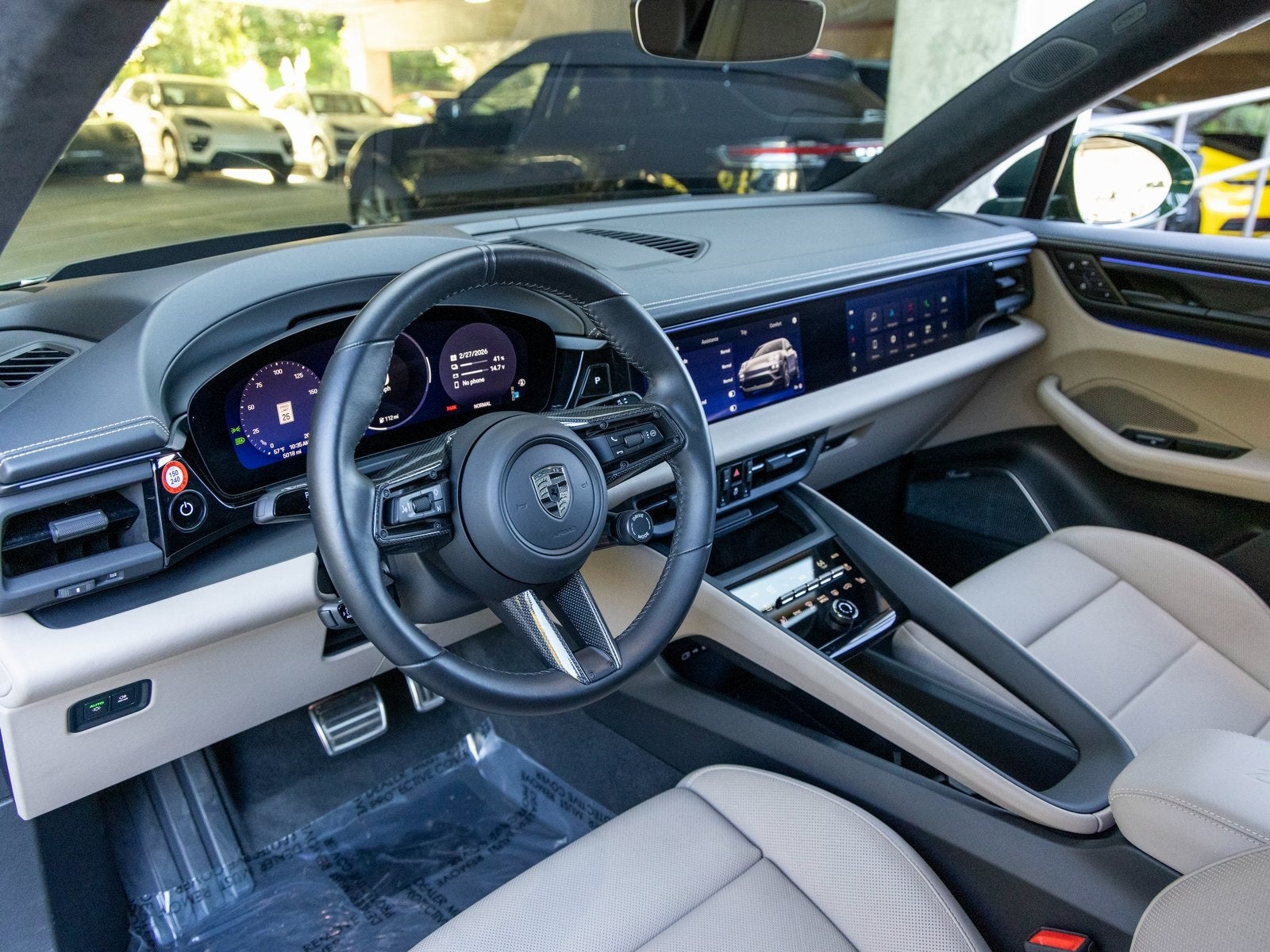 2024 Porsche Macan Macan Turbo Electric