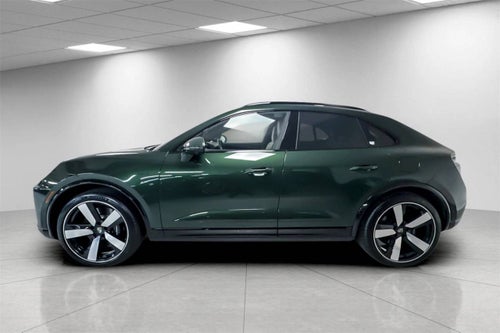 2024 Porsche Macan Macan Turbo Electric