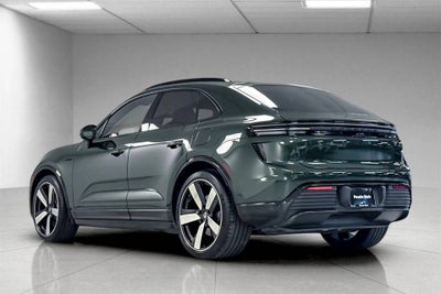 2024 Porsche Macan Macan Turbo Electric