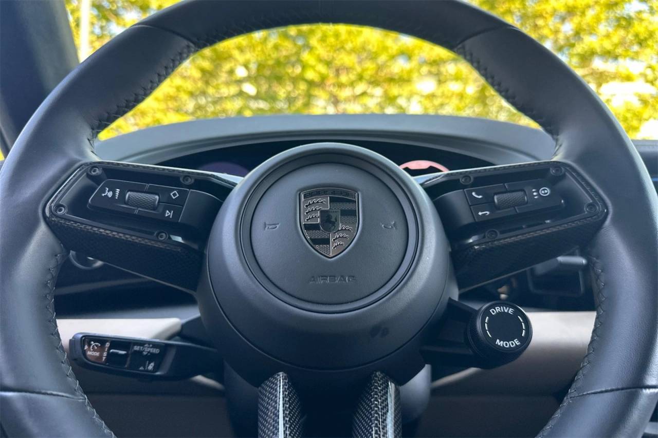 2024 Porsche Macan Macan Turbo Electric