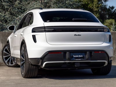 2025 Porsche Macan Turbo Electric
