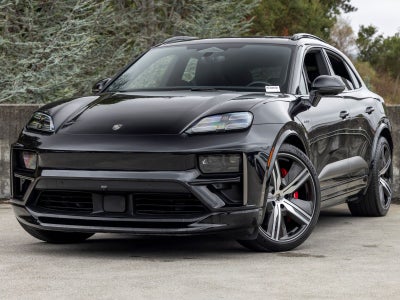 2024 Porsche Macan Macan Turbo
