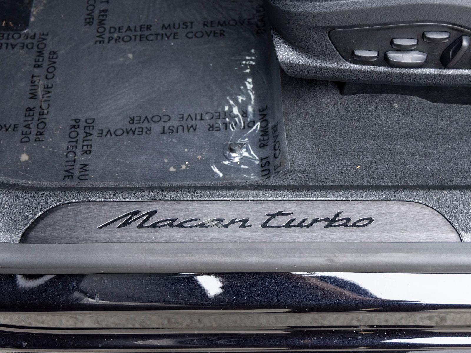 2024 Porsche Macan Macan Turbo