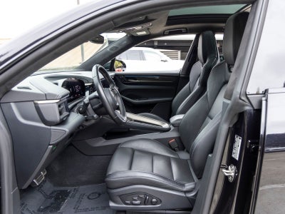 2024 Porsche Macan Macan Turbo