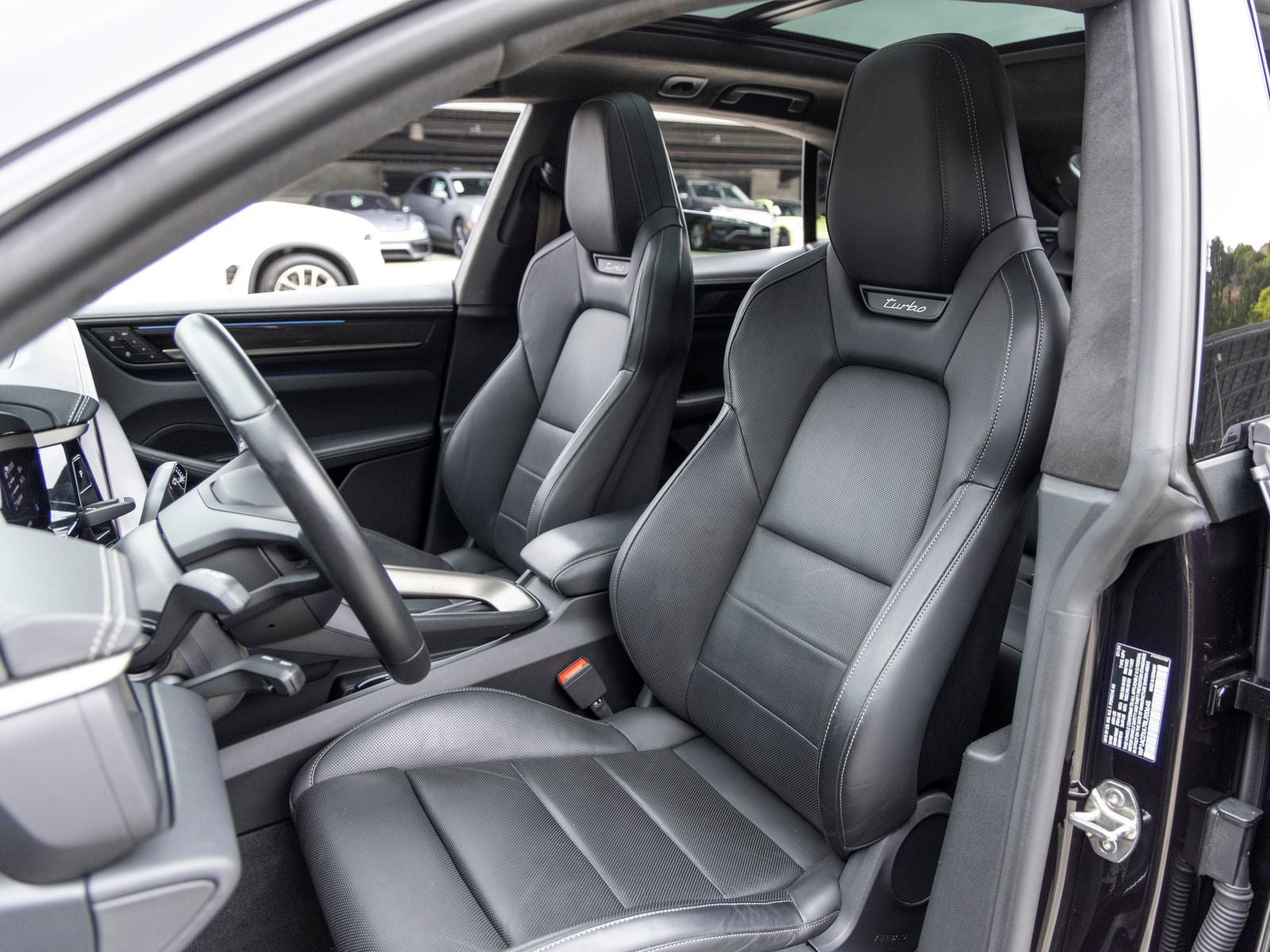 2024 Porsche Macan Macan Turbo