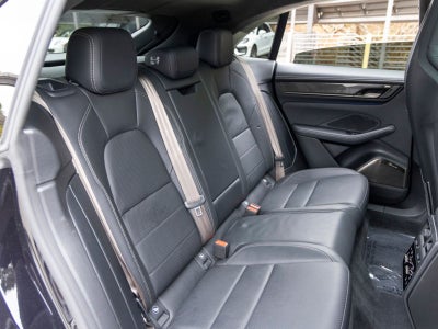 2024 Porsche Macan Macan Turbo