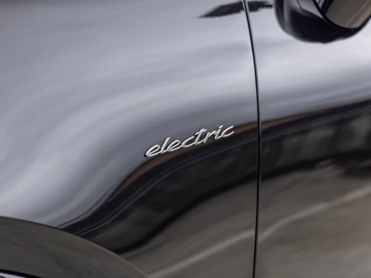 2024 Porsche Macan Macan Turbo