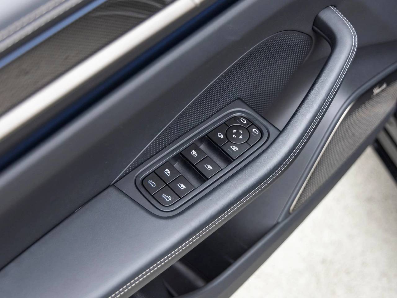 2024 Porsche Macan Macan Turbo