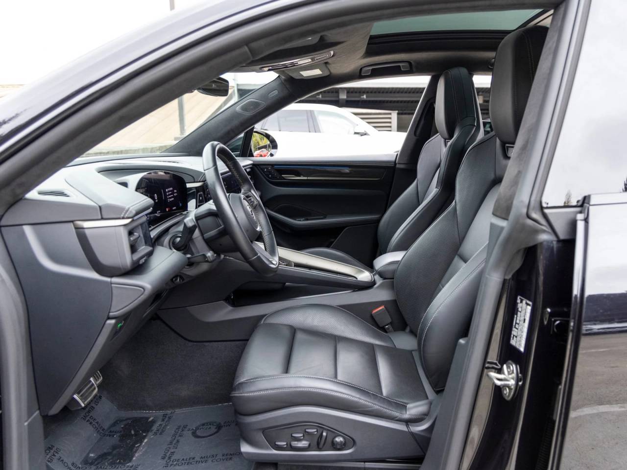 2024 Porsche Macan Macan Turbo