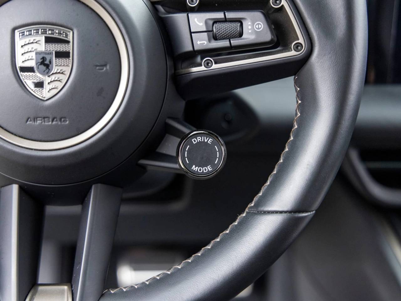 2024 Porsche Macan Macan Turbo