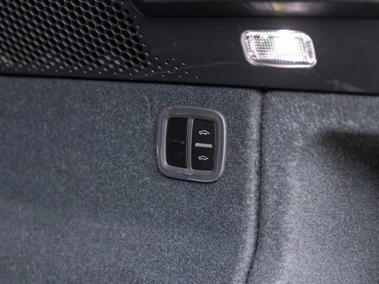 2024 Porsche Macan Macan Turbo