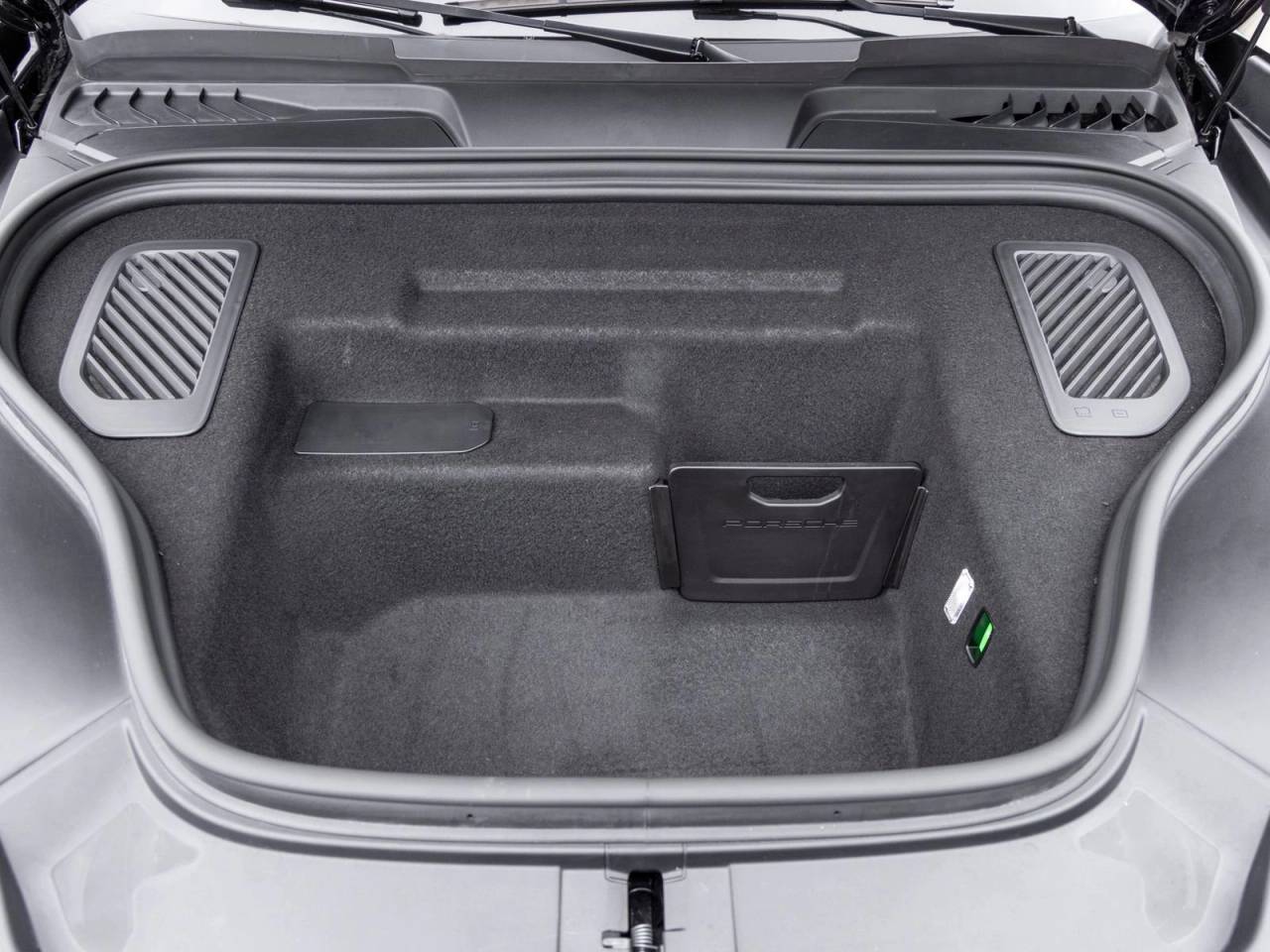2024 Porsche Macan Macan Turbo