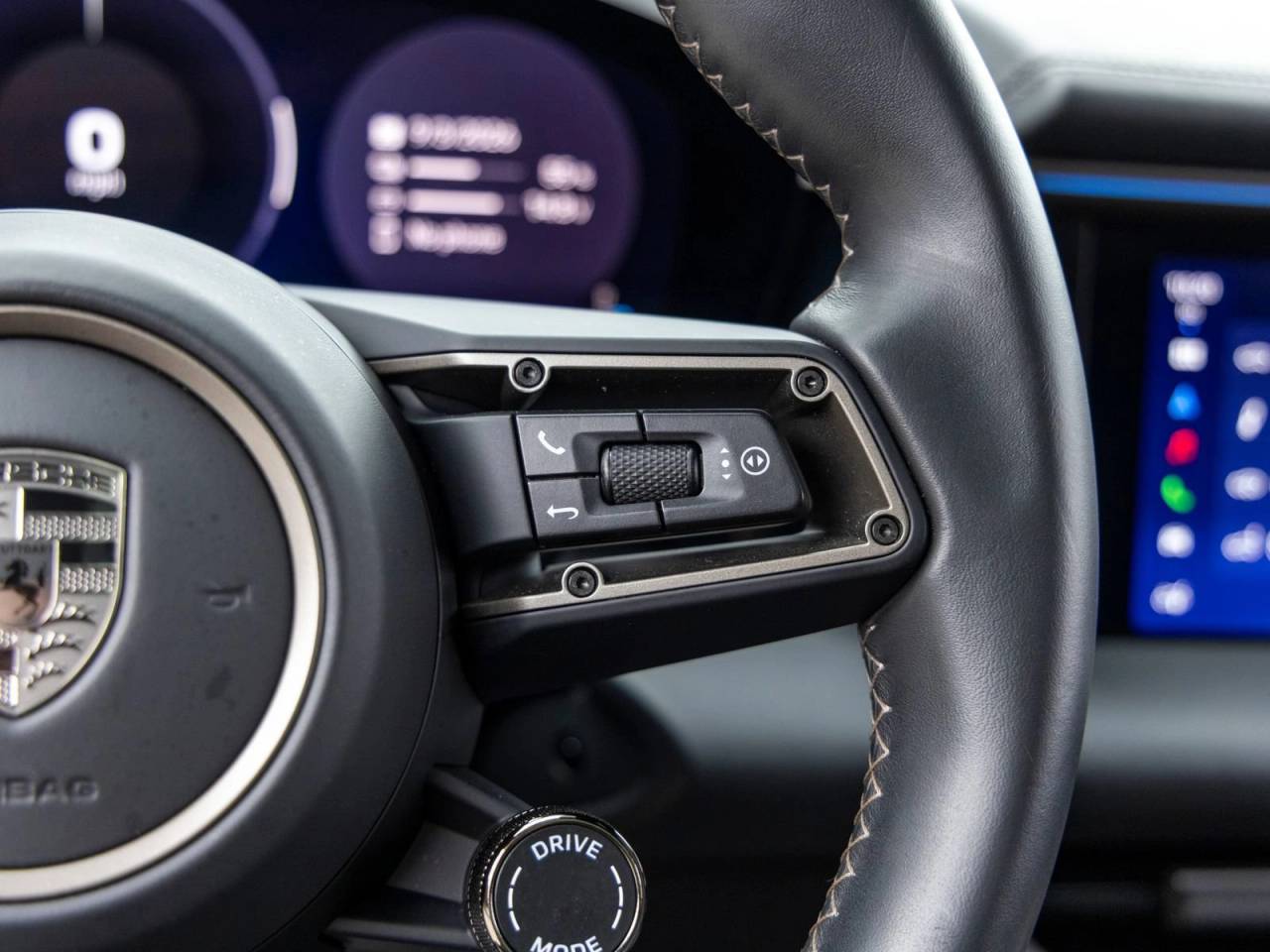 2024 Porsche Macan Macan Turbo