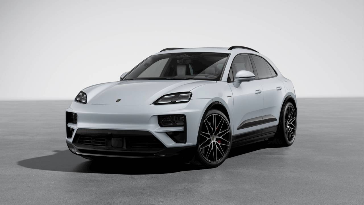 2026 Porsche Macan Macan Turbo Electric
