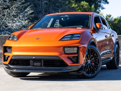 2024 Porsche Macan Macan Turbo Electric