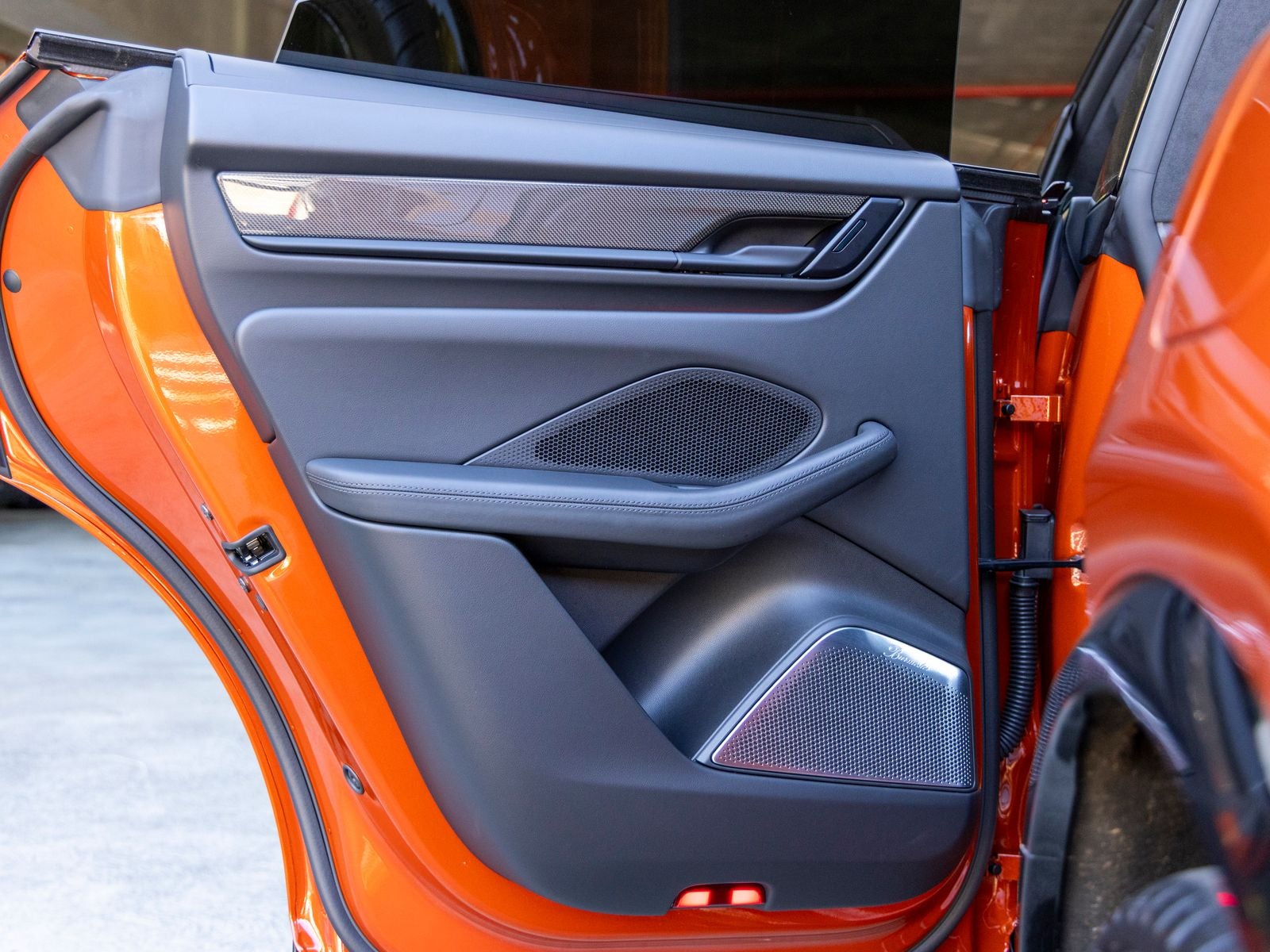 2024 Porsche Macan Macan Turbo Electric