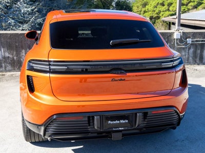 2024 Porsche Macan Macan Turbo Electric