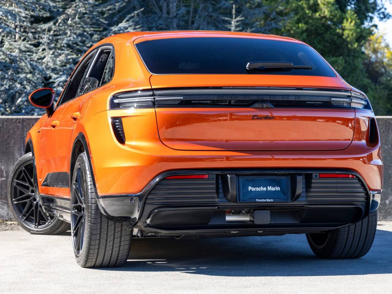 2024 Porsche Macan Macan Turbo Electric