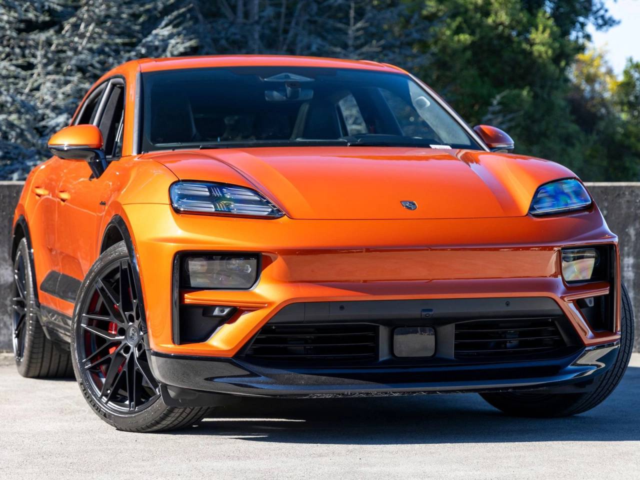 2024 Porsche Macan Macan Turbo Electric