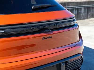 2024 Porsche Macan Macan Turbo Electric