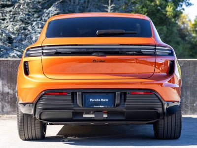 2024 Porsche Macan Macan Turbo Electric