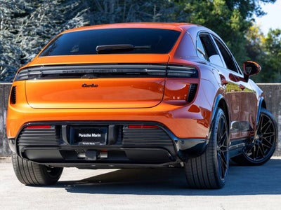 2024 Porsche Macan Macan Turbo Electric