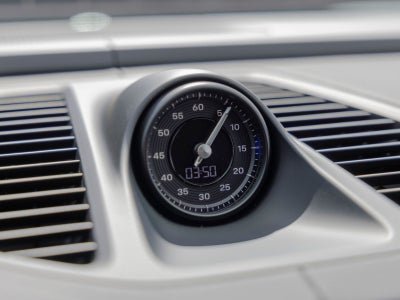 2025 Porsche Macan Turbo Electric
