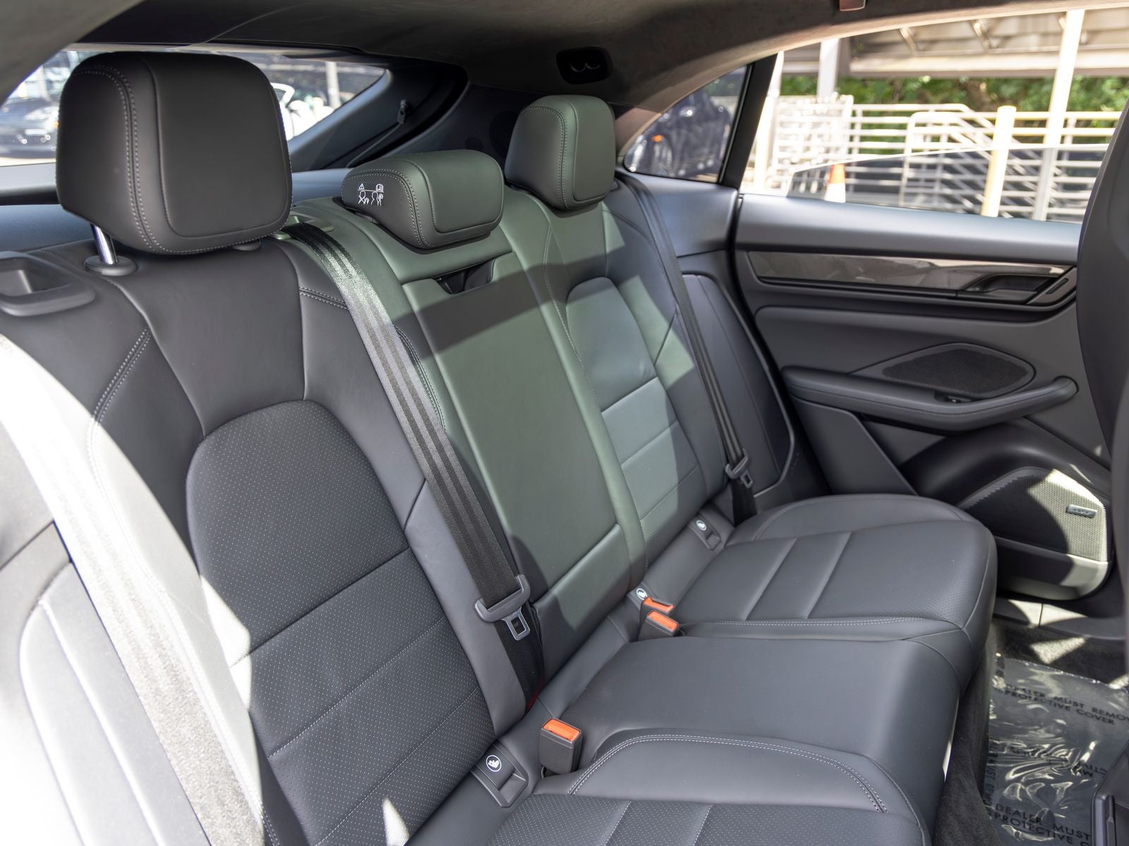 2025 Porsche Macan Turbo Electric