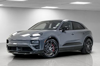 2025 Porsche Macan Macan Turbo Electric