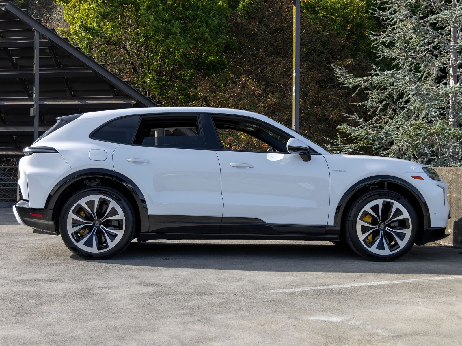 2026 Porsche Cayenne Cayenne Turbo Electric