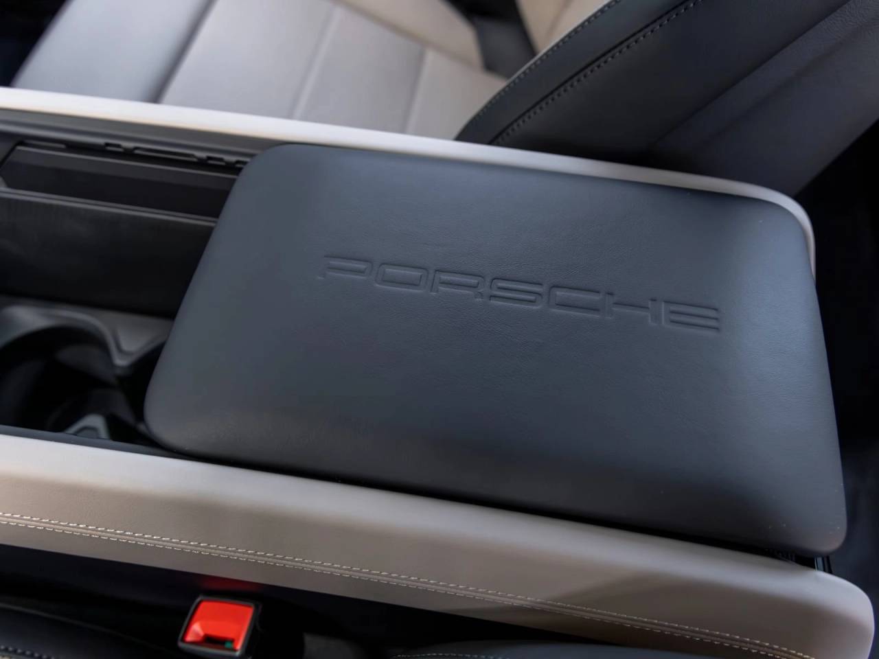 2026 Porsche Cayenne Cayenne Turbo Electric