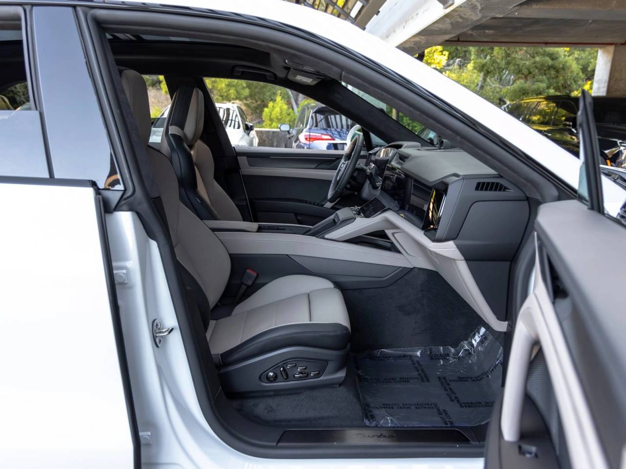 2026 Porsche Cayenne Cayenne Turbo Electric