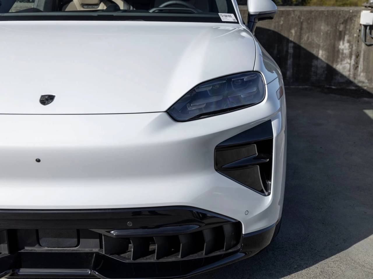 2026 Porsche Cayenne Cayenne Turbo Electric