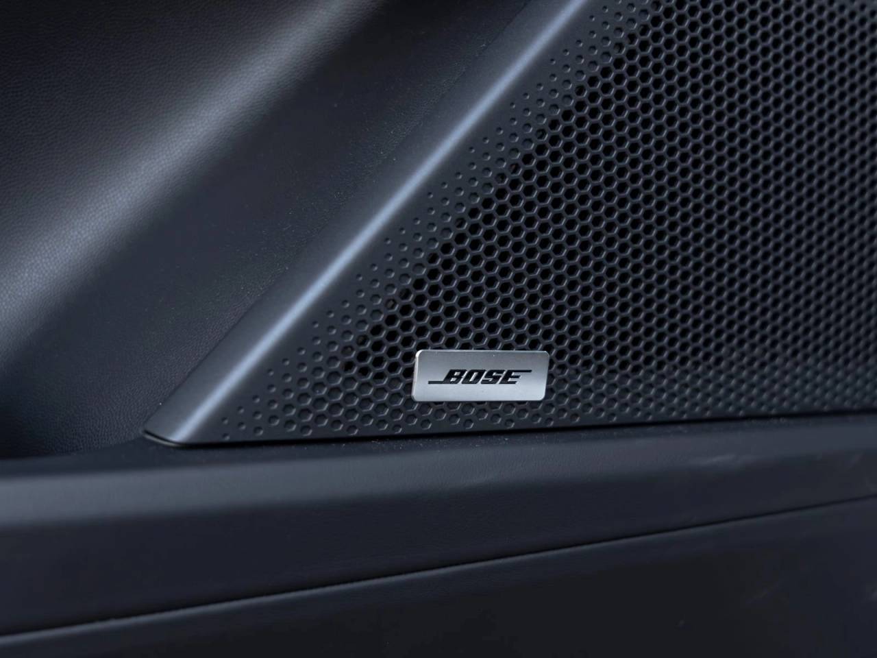 2026 Porsche Cayenne Cayenne Turbo Electric
