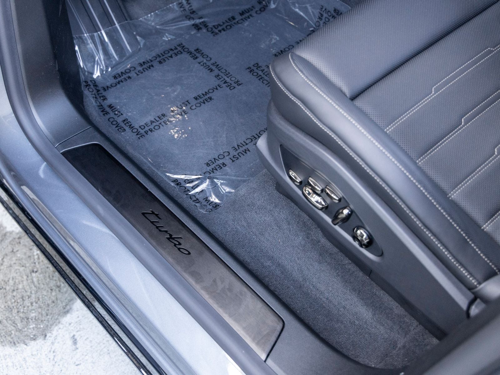 2026 Porsche Cayenne Cayenne Turbo Electric