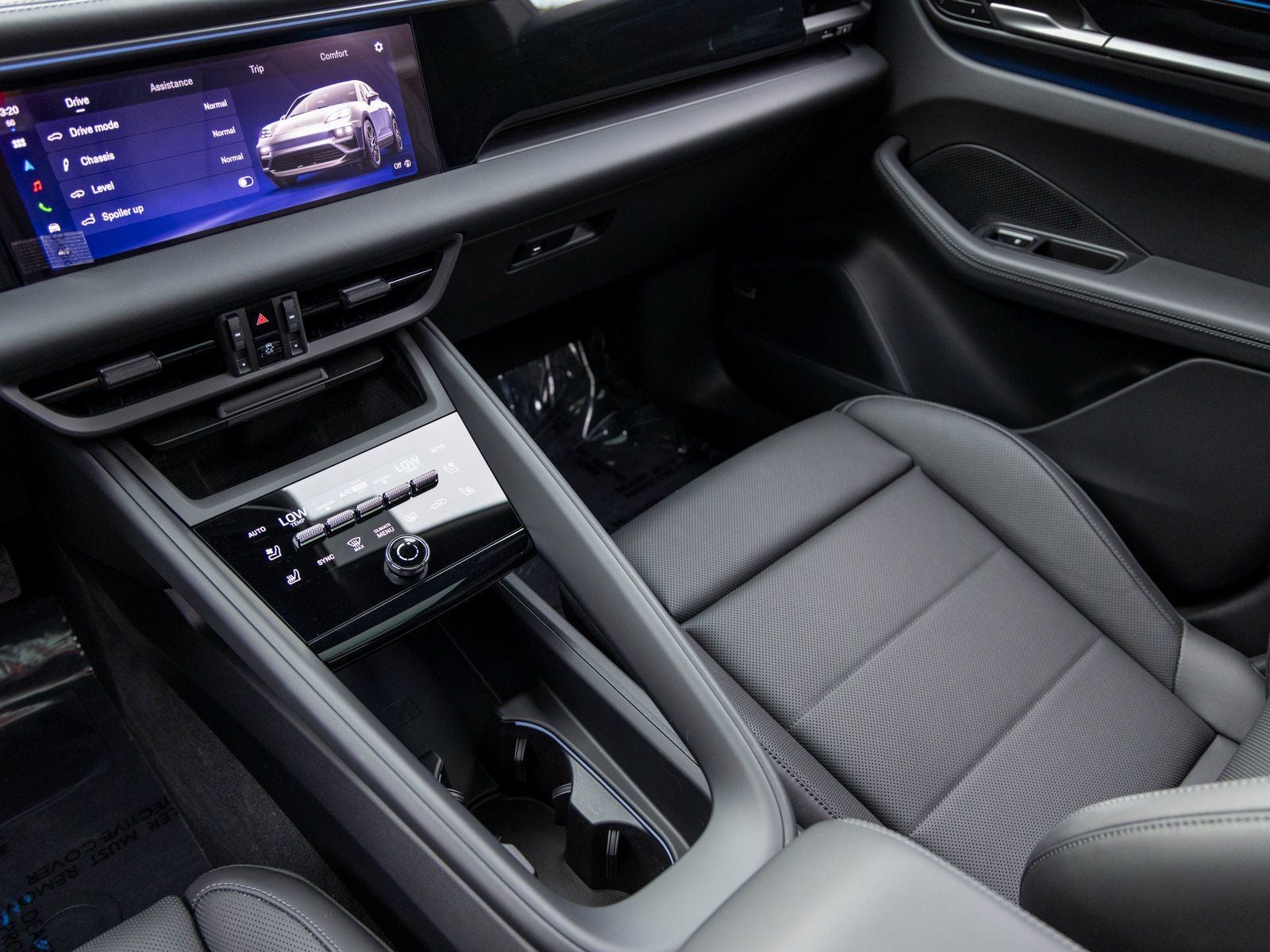 2025 Porsche Macan Macan Electric