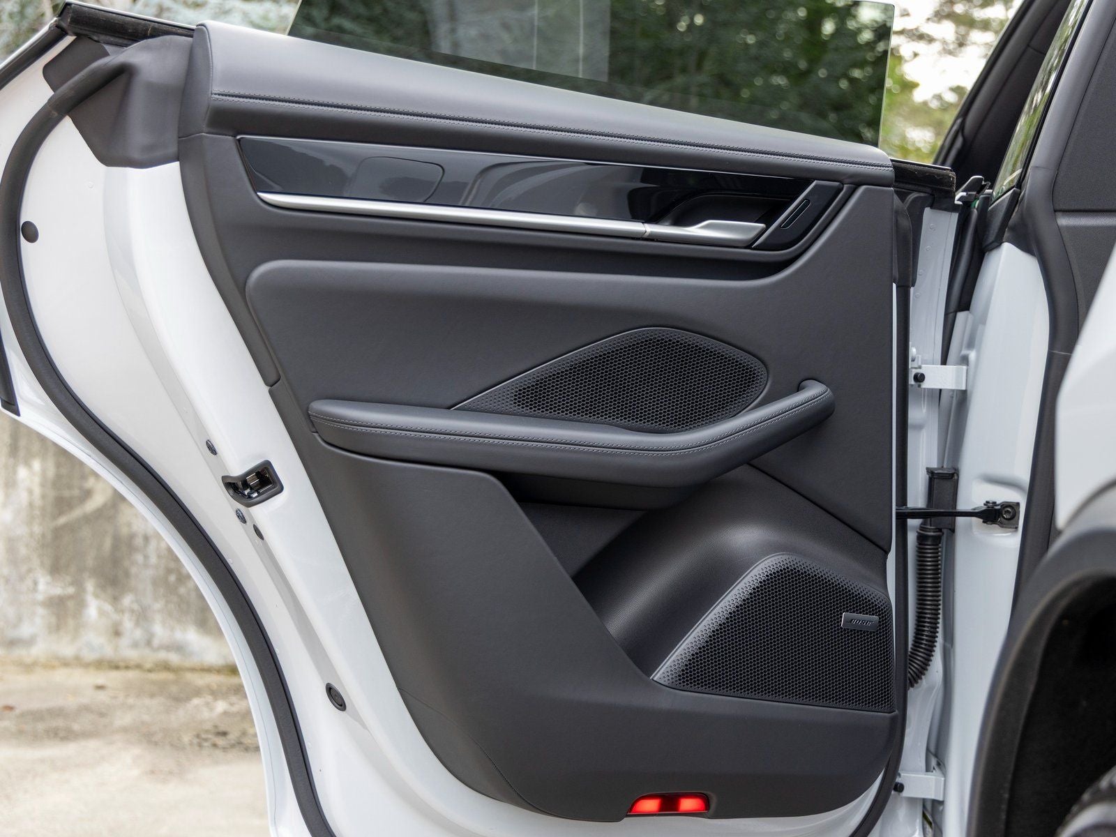 2025 Porsche Macan Macan Electric