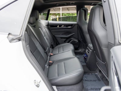 2025 Porsche Macan Macan Electric