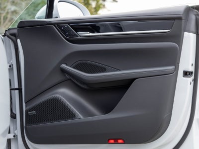 2025 Porsche Macan Macan Electric