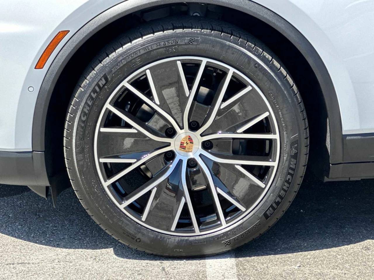 2025 Porsche Macan Macan Electric