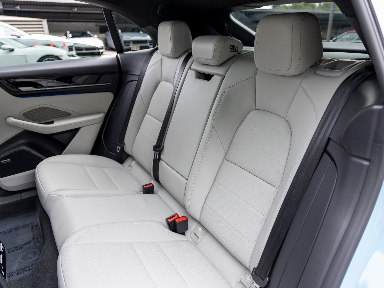 2025 Porsche Macan Macan Electric