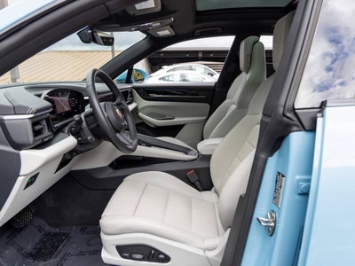 2025 Porsche Macan Macan Electric