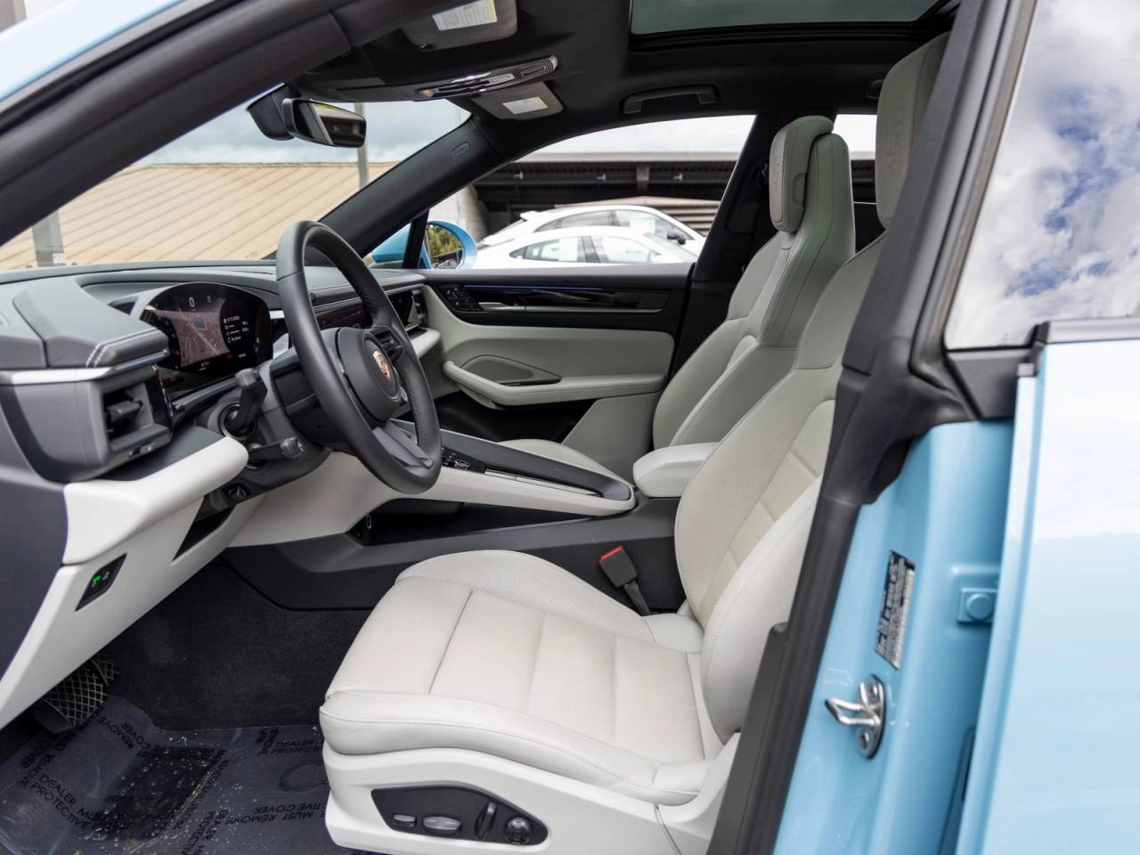 2025 Porsche Macan Macan Electric