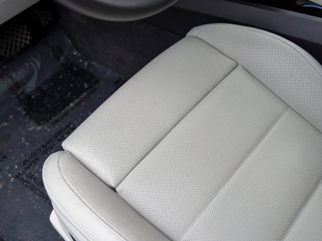 2025 Porsche Macan Macan Electric